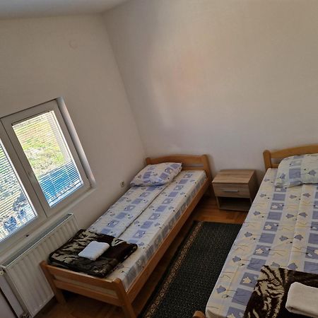 Apartman Vujovic Bileca Bagian luar foto
